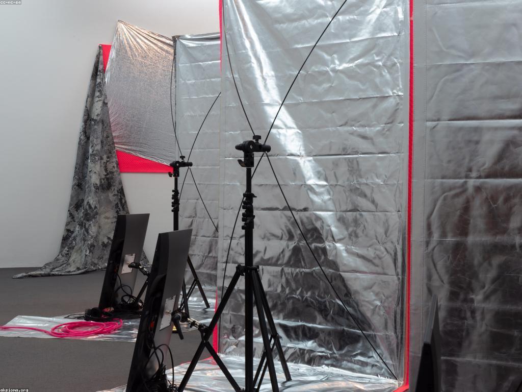 ផលប៉ះពាល់នៃបច្ចេកវិទ្យាថ្មីចំពោះអាជីវកម្ម