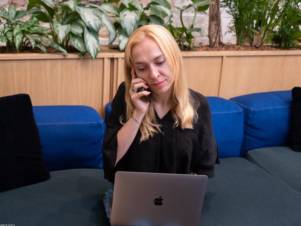 ការងារអនឡាញ: ការបង្កើតឱកាសថ្មីសម្រាប់អ្នកស្វែងរកការងារ